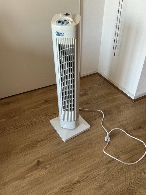 Voor de vlgnde HITTEGOLF: Bestron torenventilator DKLT12 40W, Witgoed en Apparatuur, Ventilatoren, Ophalen, Gebruikt, Torenventilator