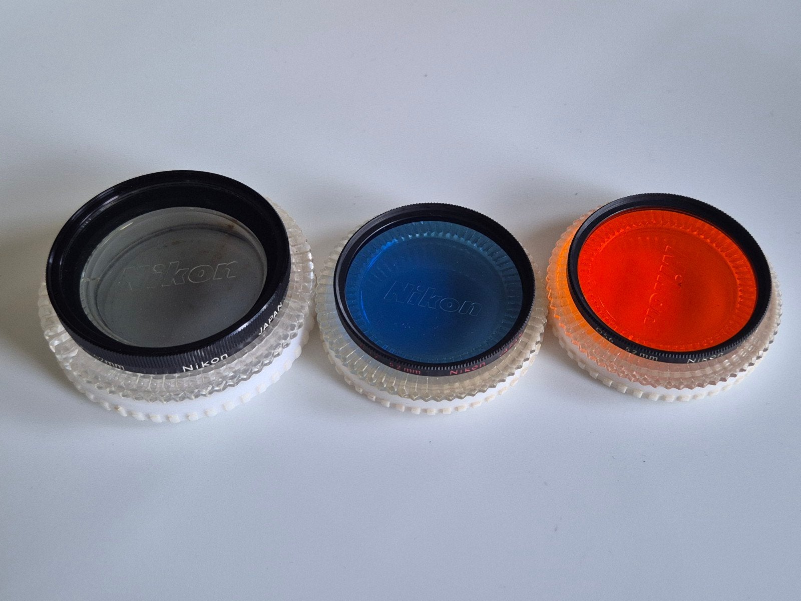 Set van 3 Vintage Nikon 52mm Filters (Polarisatiefilter), Info@nikon.com, Gebruikt, Ophalen of Verzenden, Shinagawa Intercity Tower C, 2-15-3 Konan, Minato-ku, Tokyo 108-6290, Japan