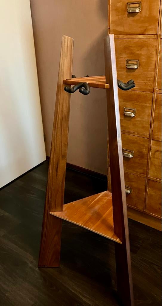 Houten Gitaarstandaard voor 3 gitaren (exclusief gitaren)., Ophalen, Zo goed als nieuw, Instrumentstandaard, Gitaar