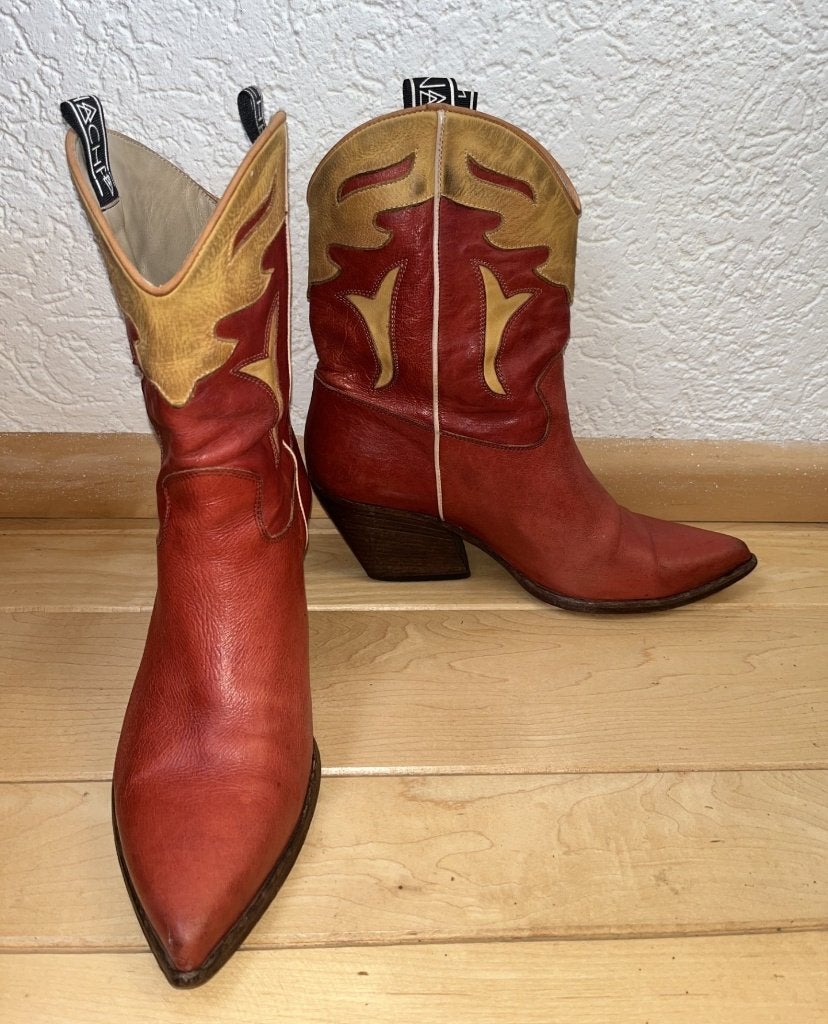 Elena Iachi enkel laarzen maat 39 cowboy rood okergeel leer, Kleding | Dames, Verzenden, Lage of Enkellaarzen, Gedragen, Rood