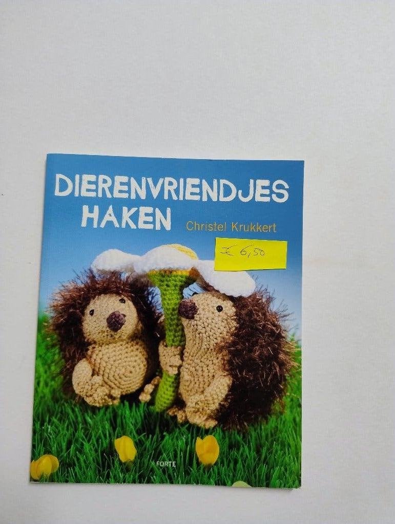 Dierenvriendjes haken, Ophalen of Verzenden, Zo goed als nieuw, Haken, Patroon of Boek