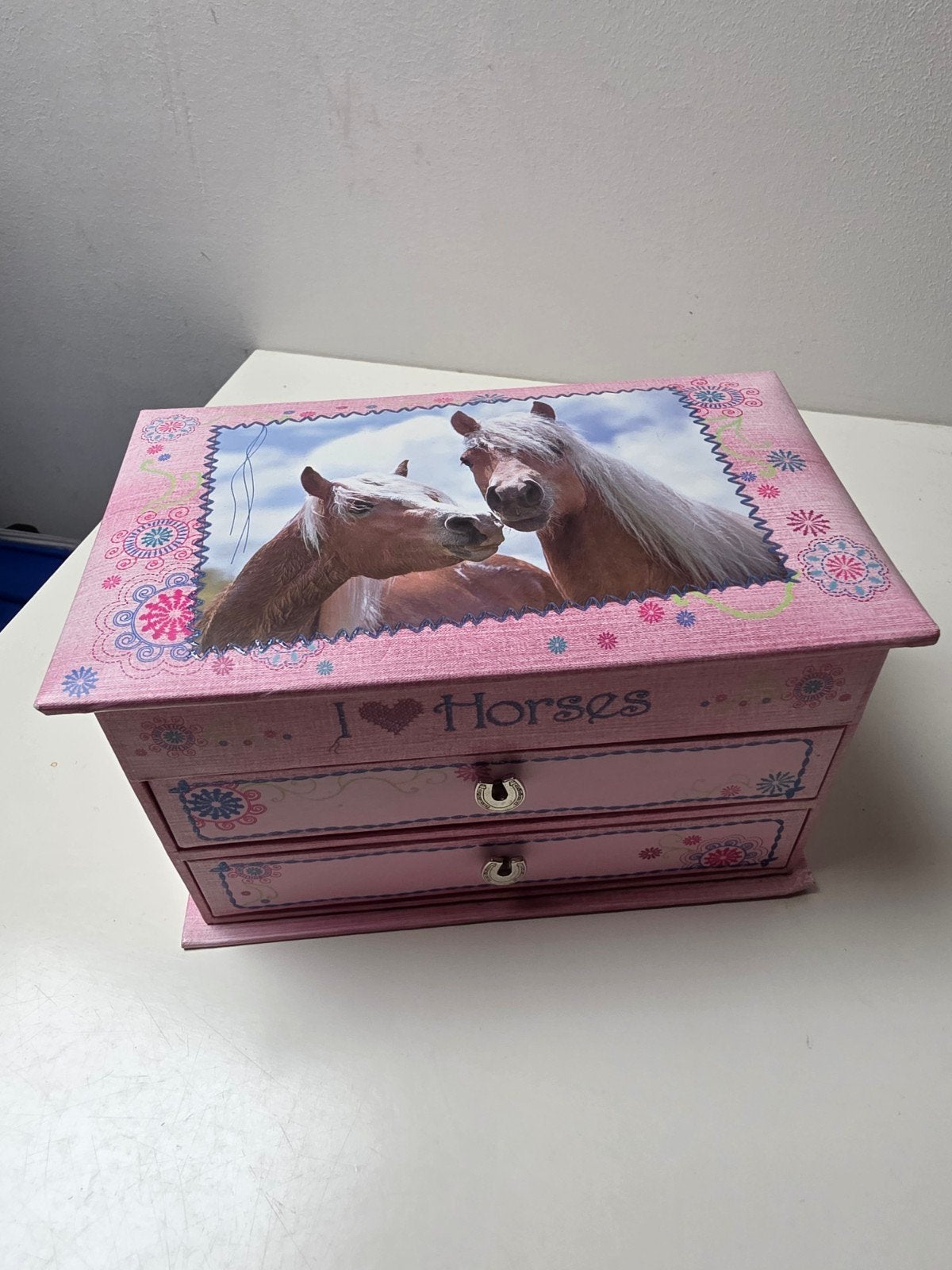 Roze sieradendoos met paarden en lades, Ophalen of Verzenden, Gebruikt