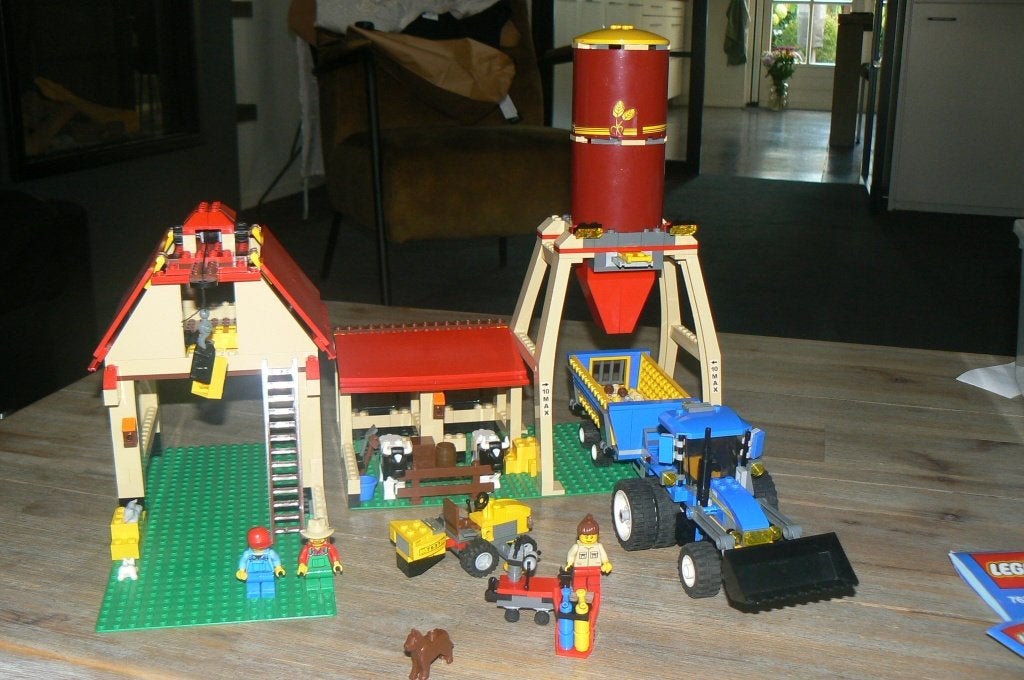 Te koop: Lego City Boerderij 7637 met boekjes, Kinderen en Baby's, Speelgoed | Duplo en Lego, Lego, Compleet, Ophalen of Verzenden