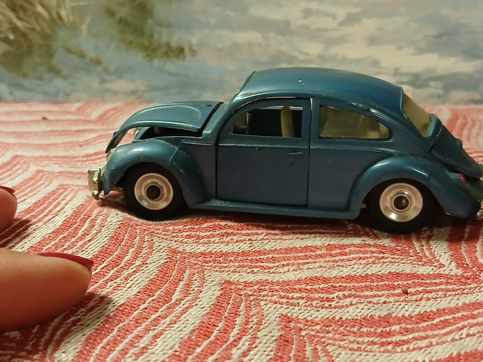 Vintage Dinky Toys VW Kever De Luxe 181/129 (Engeland), Hobby en Vrije tijd, Ophalen of Verzenden, Gebruikt, Auto, Dinky Toys