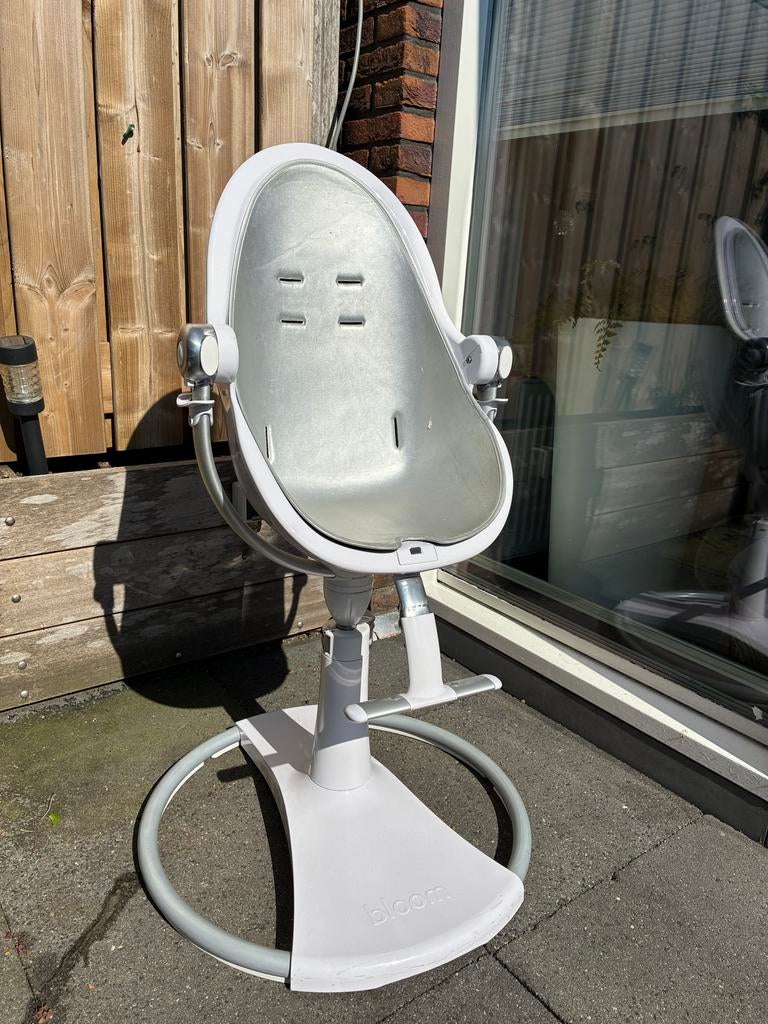 Bloom Fresco Chrome kinderstoel wit/zilver, Ophalen of Verzenden, Zo goed als nieuw, Meegroeistoel, Afneembaar eetblad