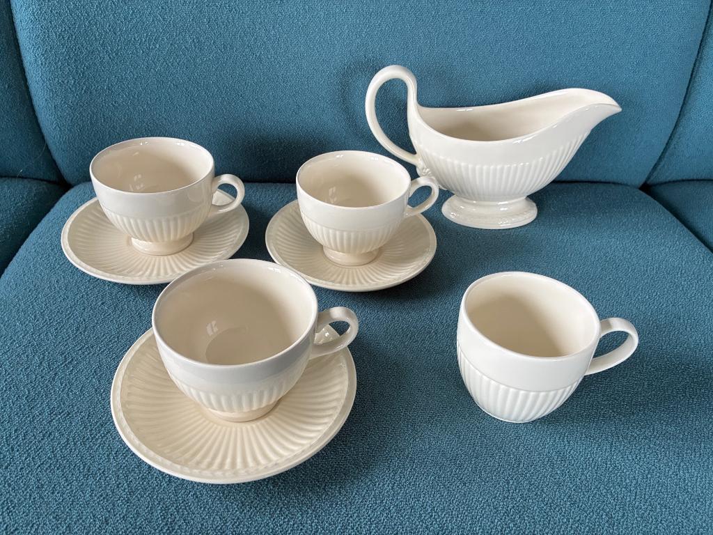 Wedgwood Edme sauskom/juskom + kop en schotels, Overige typen, Ophalen of Verzenden, Zo goed als nieuw, Wedgwood