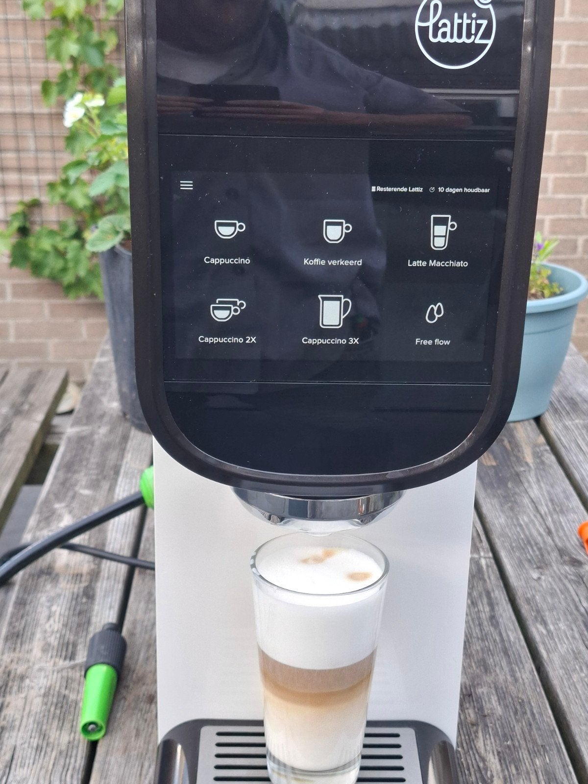 lattiz 2.0   advance   incl waterfilter ,slangen en  melk, 10 kopjes of meer, Ophalen of Verzenden, Koffiemachine