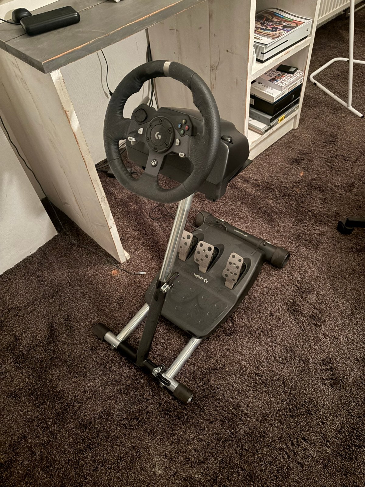 Logitech G290 racestuur met Wheel Stand Pro Deluxe V2, Spelcomputers en Games, Racestuur, Force feedback, Zo goed als nieuw, Logitech