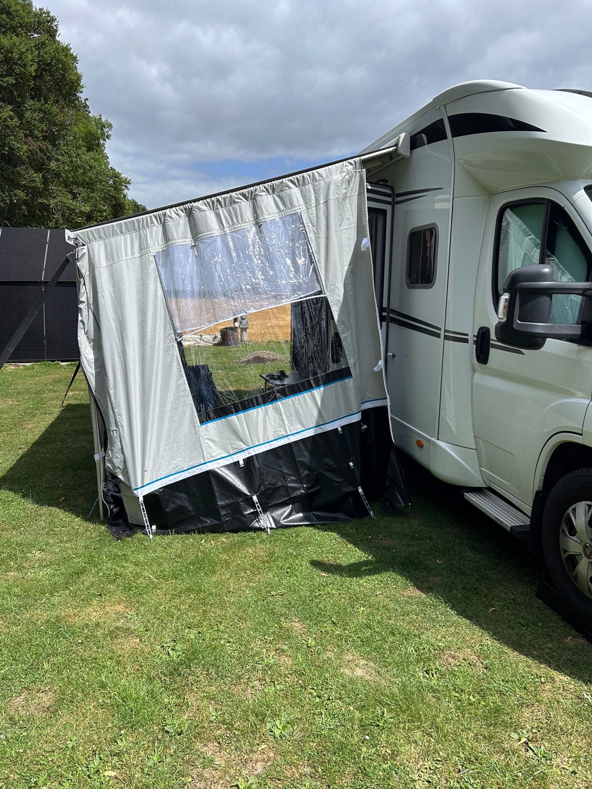 Queen side 250 Obelink, Caravans en Kamperen, Ophalen, Zo goed als nieuw