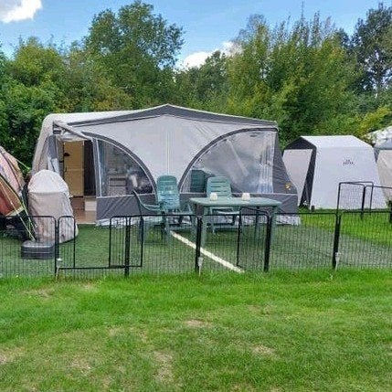 Kip 48T caravan uit 1992 met voortent en vast bed, Caravans en Kamperen, Caravans, Particulier