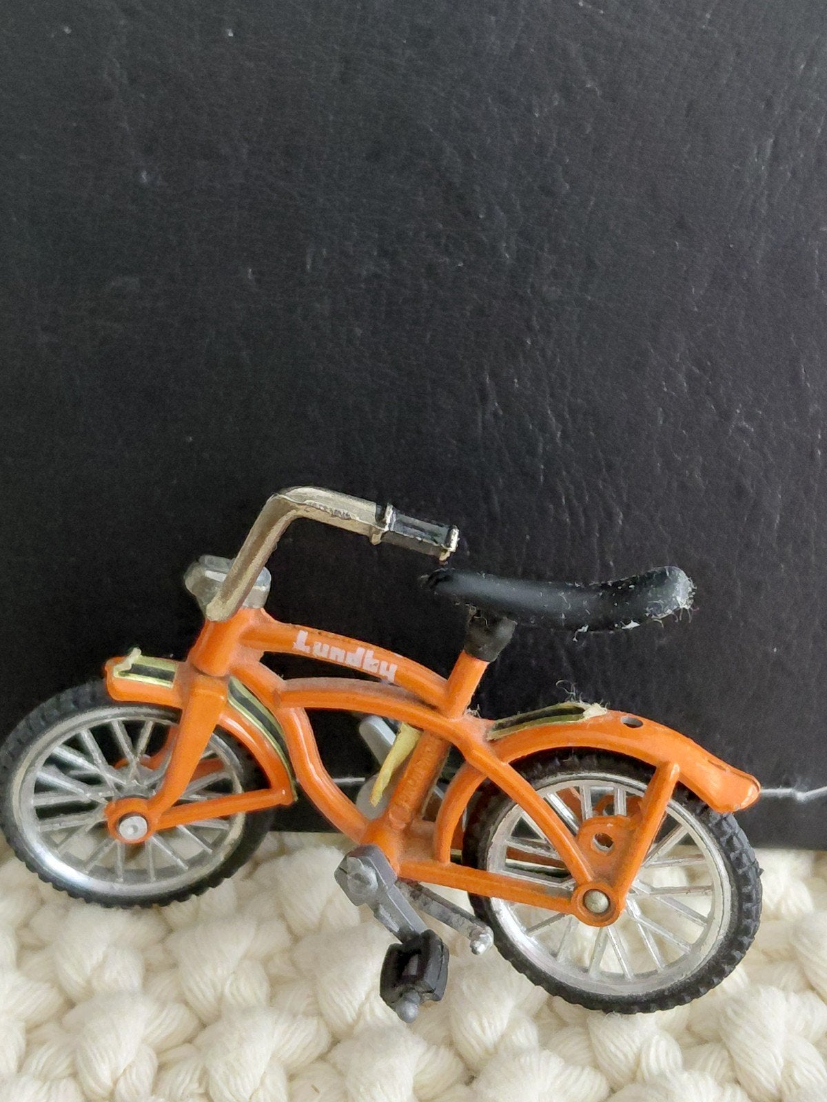 vintage lundby fiets 1.16 mist een stuurhandvat zie foto 2, Ophalen of Verzenden, Gebruikt, Poppenhuis