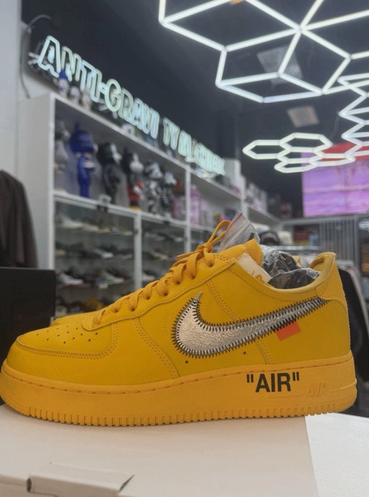 OFF-WHITE x Nike Air Force 1 Lemonade | EU 44 | Goede Staat, Kleding | Heren, Schoenen, Ophalen of Verzenden, Zo goed als nieuw