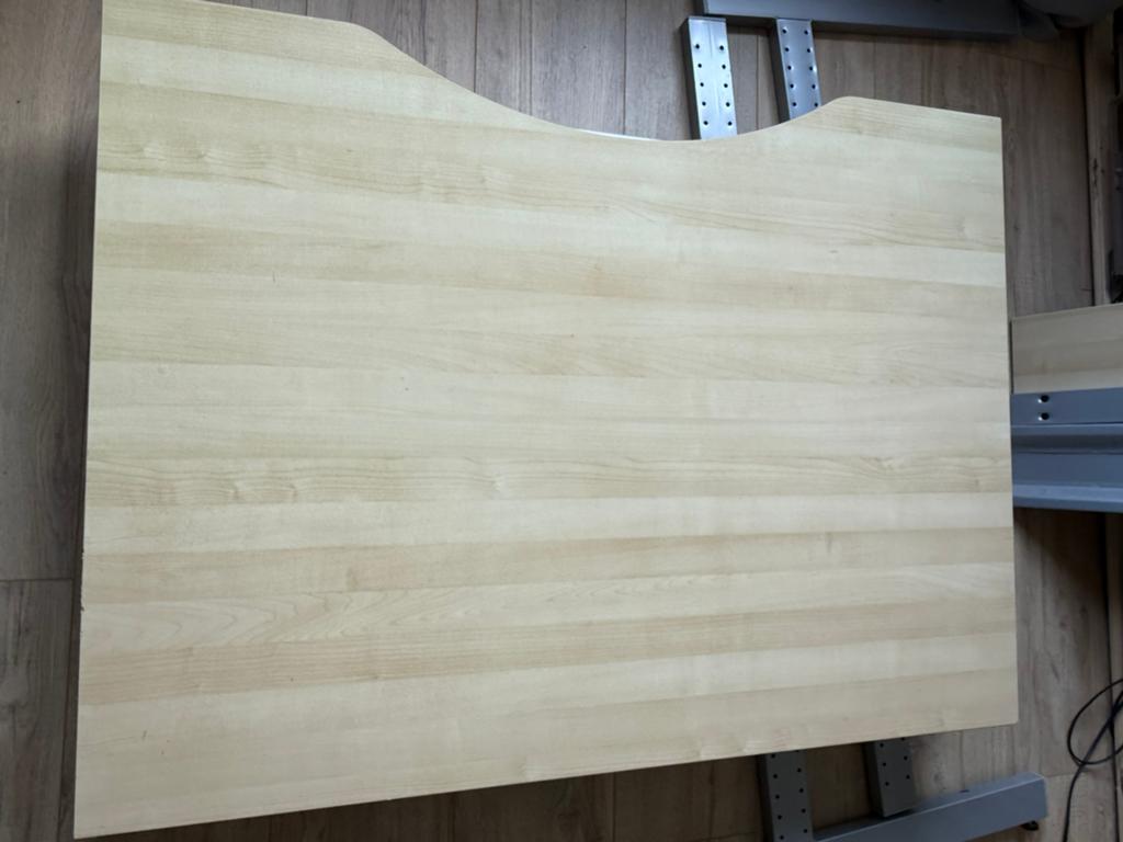 Bureau tafel 120 lengte bij 90 breedte, Ophalen, Zo goed als nieuw