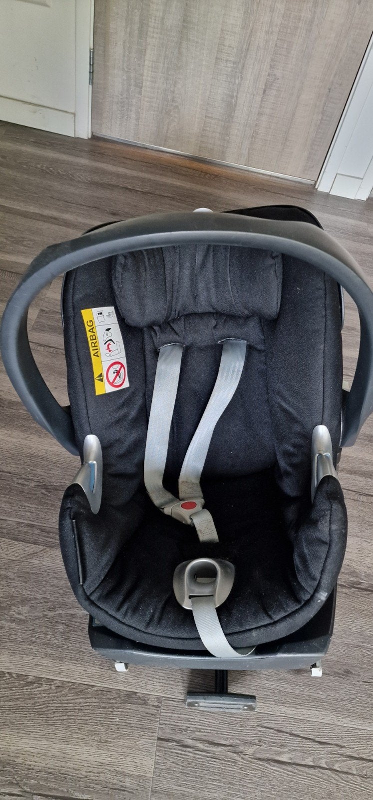 Cybex Aton 5 autostoel - Zwart, Ophalen
