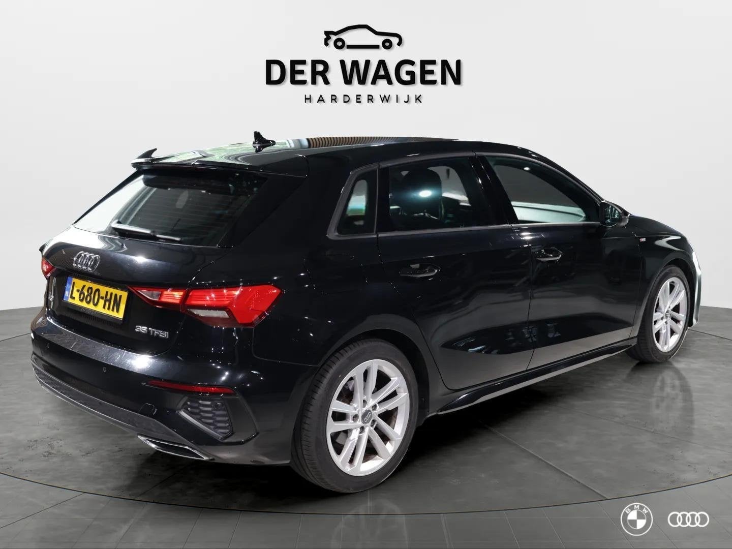 Audi A3 35 TFSI S LINE / ELEKT. STOEL / ACC / CARPLAY / STOE, Auto's, Audi, Stof, 1498 cc, 4 cilinders, Zwart
