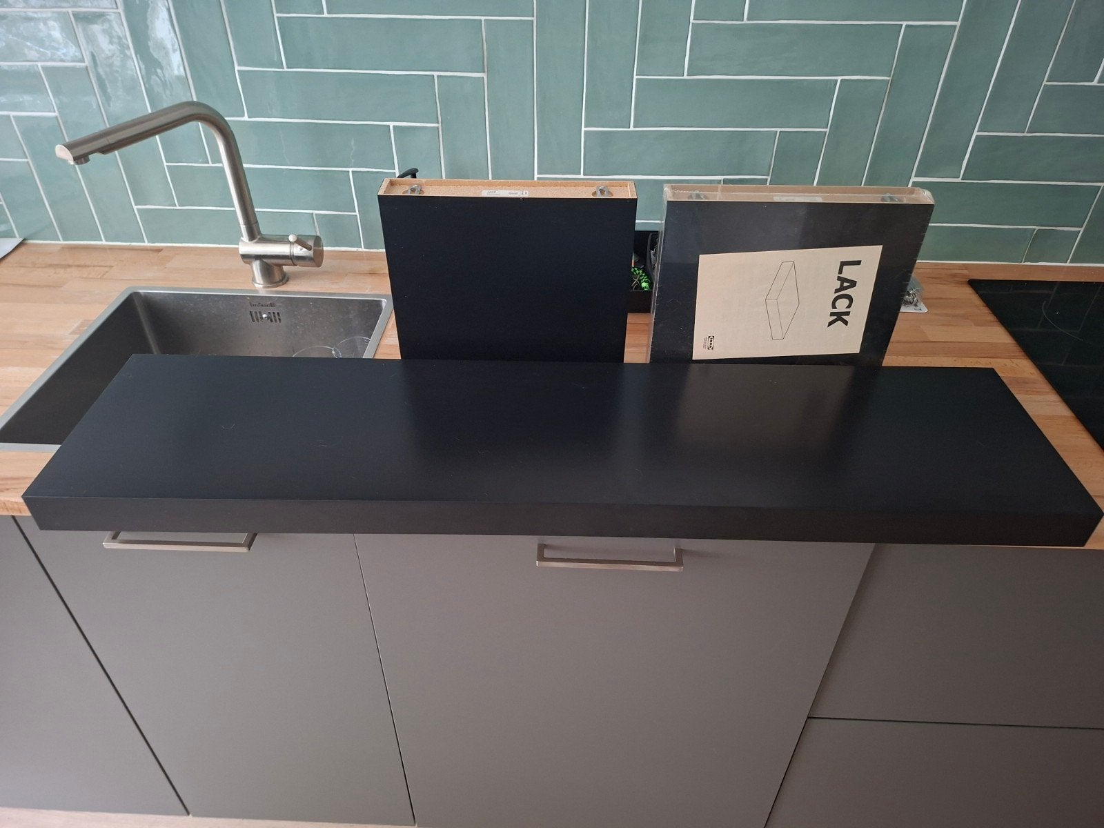 3 x wandplank lack ikea, Huis en Inrichting, Woonaccessoires | Wandplanken en Boekenplanken, Ophalen