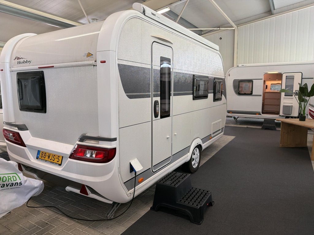 Hobby De Luxe 440 SF, Caravans en Kamperen, Hobby, Bedrijf, 4 tot 5 meter, 1000 - 1250 kg