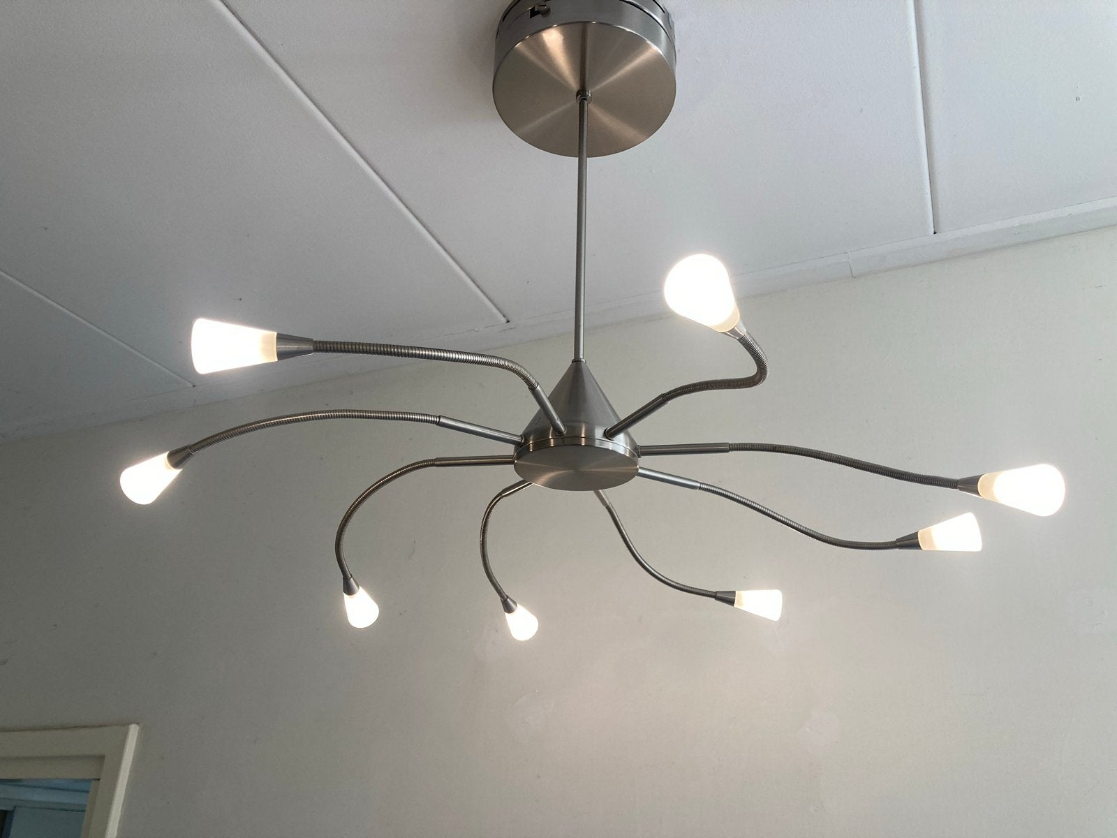 Moderne hanglamp met 8 flexibele armen, Ophalen of Verzenden, Zo goed als nieuw, Metaal, Overige fittingen