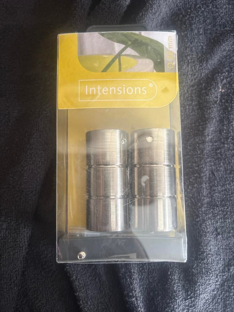 Intensions gordijnroede eindknoppen 28mm RVS-kleur, Minder dan 50 cm, Nieuw, Ophalen of Verzenden, Minder dan 100 cm