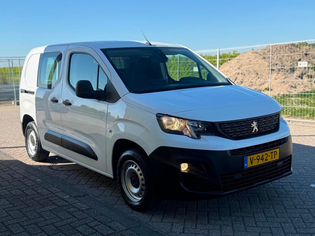Peugeot Partner 1.6 BlueHDI Premium AIRCO Navigatie PDC schu, Voorwielaandrijving, Stof, Euro 6, 4 cilinders