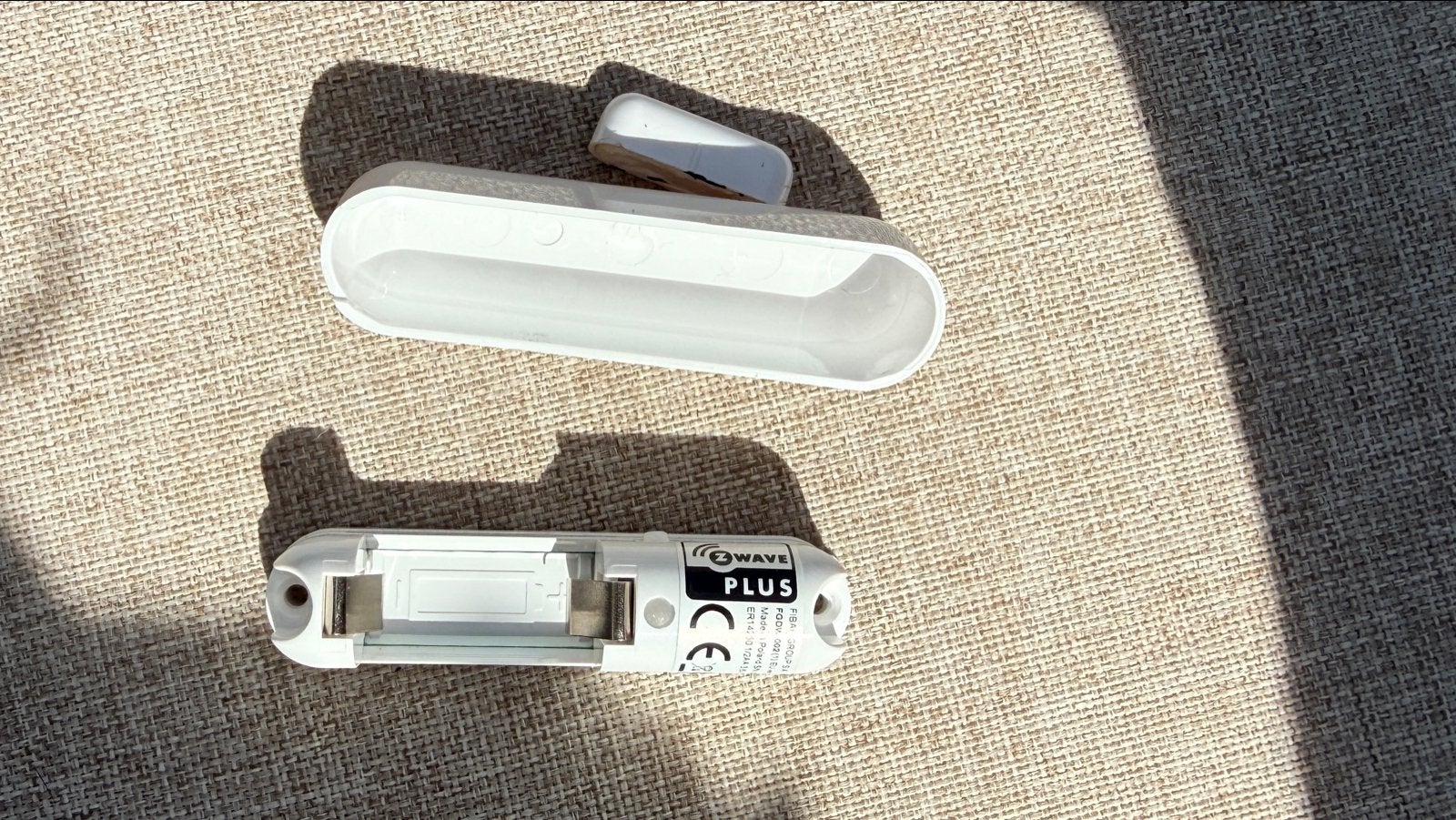 Fibaro Deur/Raam Sensor 2 Z-Wave Plus (FGDW-002), Gebruikt, Detector, Sensor of Melder, Raam of Deur, Ophalen of Verzenden
