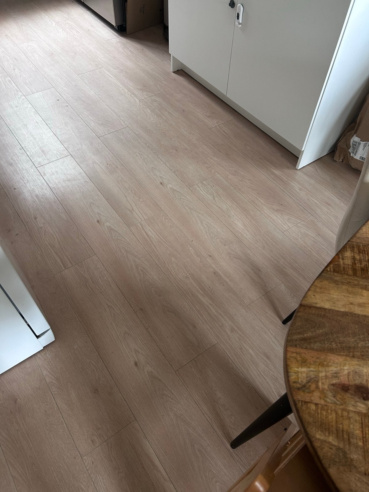 Lichte eiken laminaatvloer 60m2 met heatfoil ondervloer, Ophalen, 50 tot 150 cm, Zo goed als nieuw, 10 m² of meer