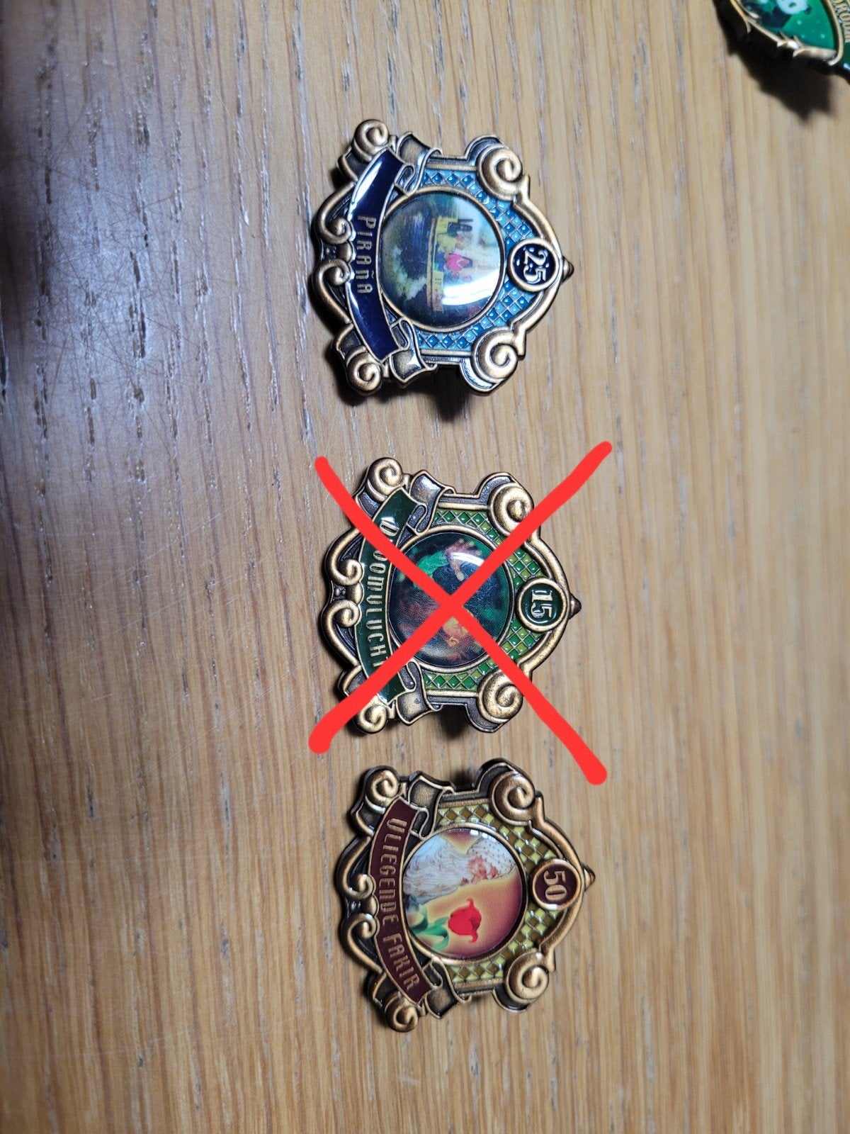 Grote collectie Efteling pins en speldjes, Verzamelen, Speldjes, Pins en Buttons, Ophalen of Verzenden