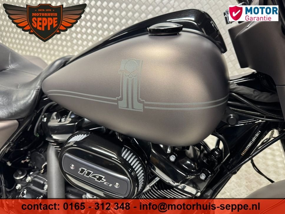 HARLEY-DAVIDSON STREET GLIDE SPECIAL 114, 2 cilinders, HARLEY-DAVIDSON, Chopper, Bedrijf