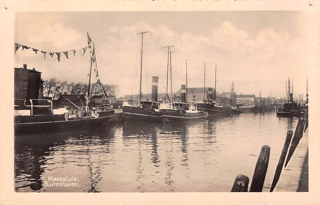 Maassluis, Buitenhaven (1933) Scheepvaart Grote Kerk, Ophalen of Verzenden, 1920 tot 1940, Gelopen, Zuid-Holland