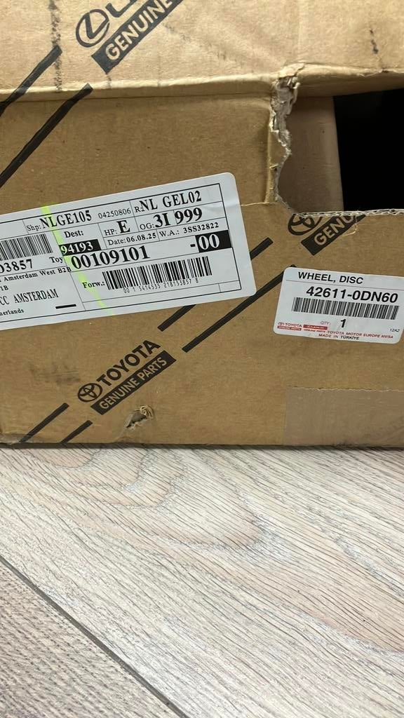 Originele velg Toyota Yaris 426110DJ60, Auto-onderdelen, Ophalen, Gebruikt, Toyota