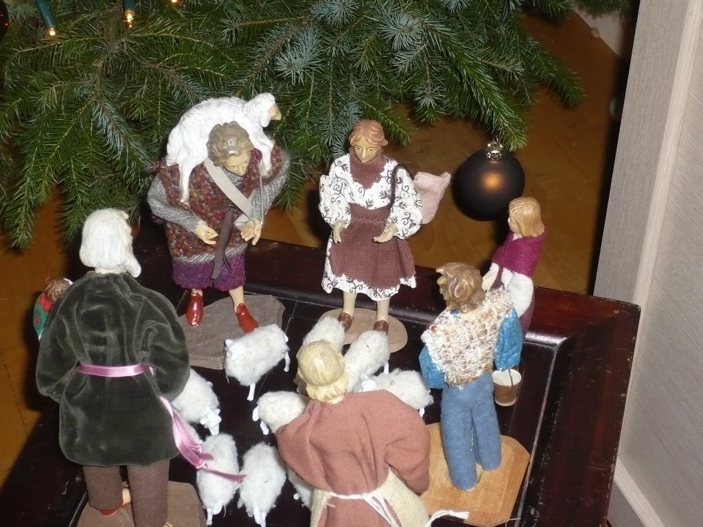 kerststal + figuren, Diversen, Ophalen of Verzenden, Zo goed als nieuw