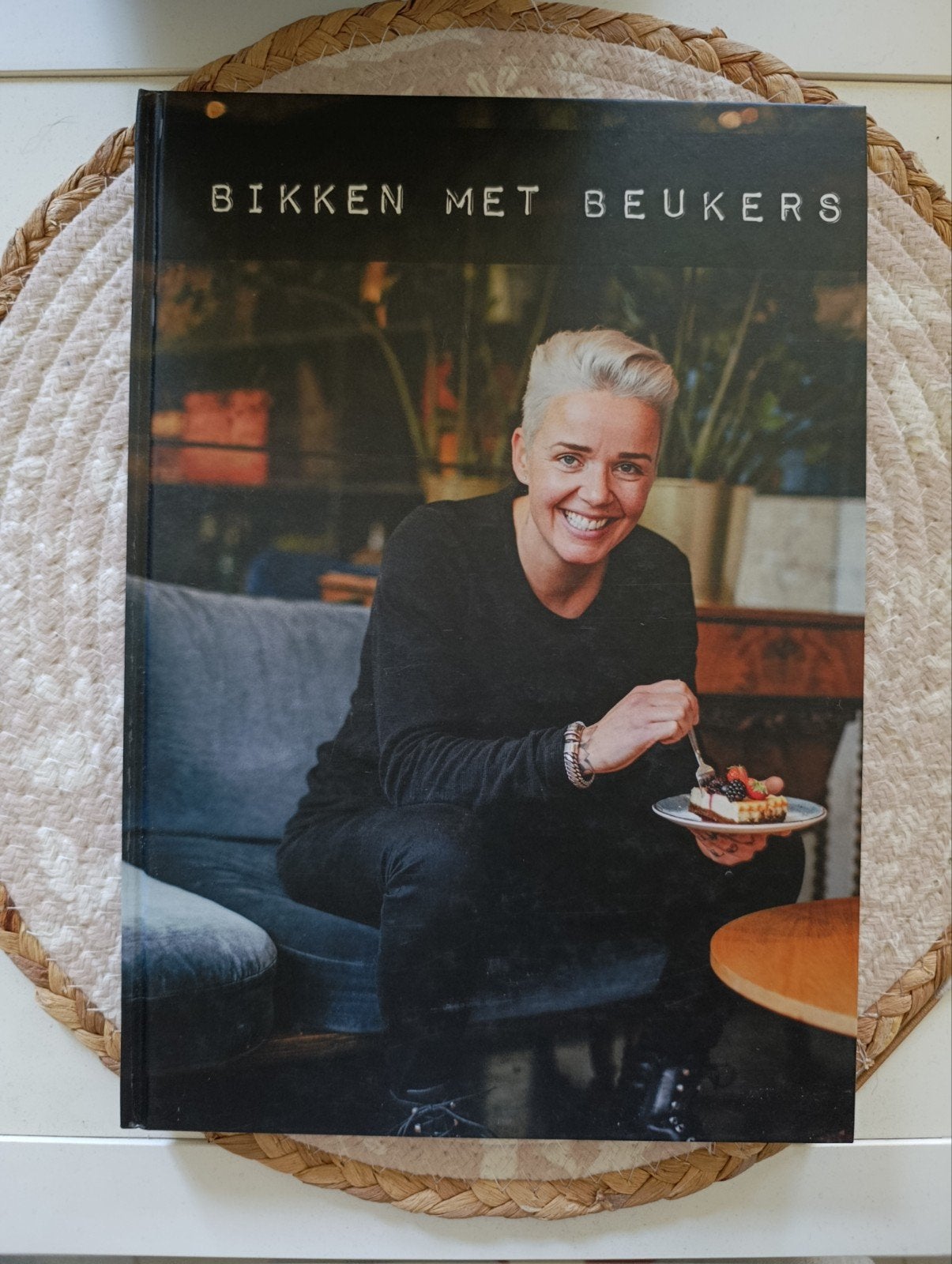 Bikken met Beukers - Kookboek van Faya Lourens, Ophalen, Faya Lourens, Gezond koken, Overige gebieden