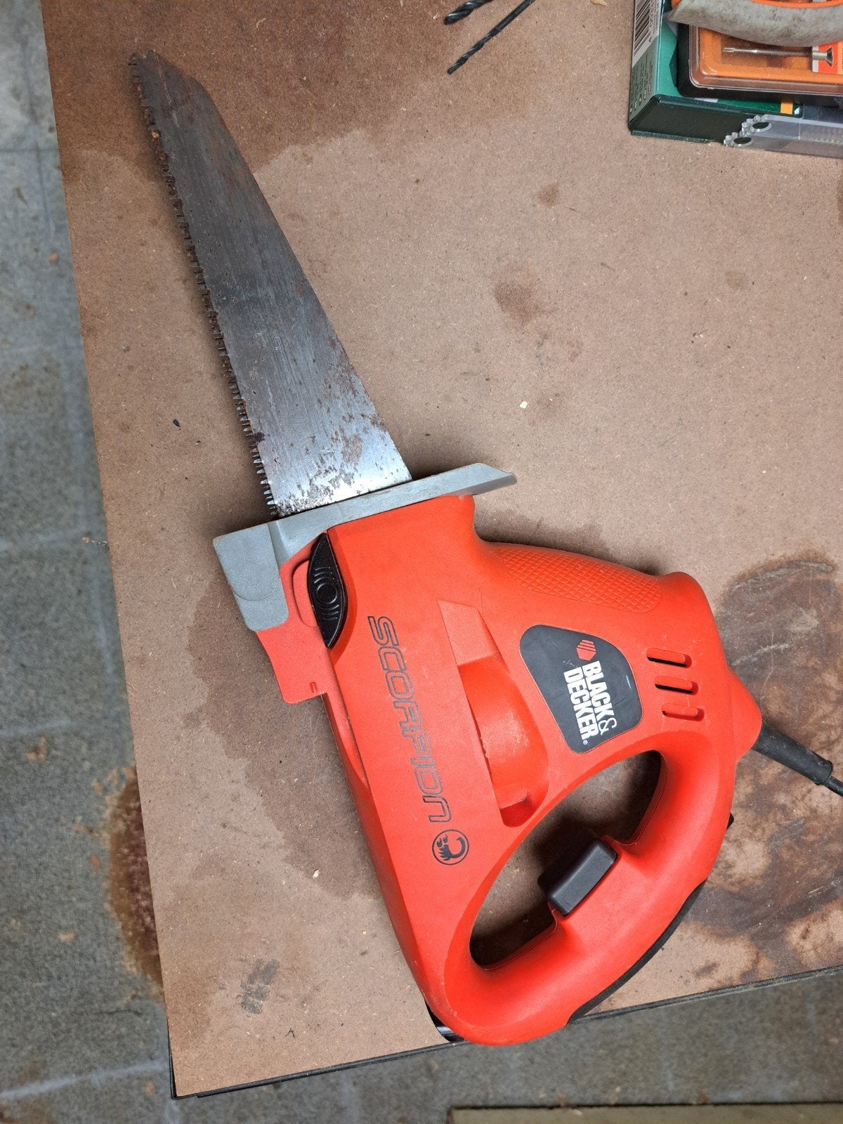 Black & Decker Scorpion / Schrobzaag, Gebruikt, 70 mm of meer, Ophalen of Verzenden, Black & Decker