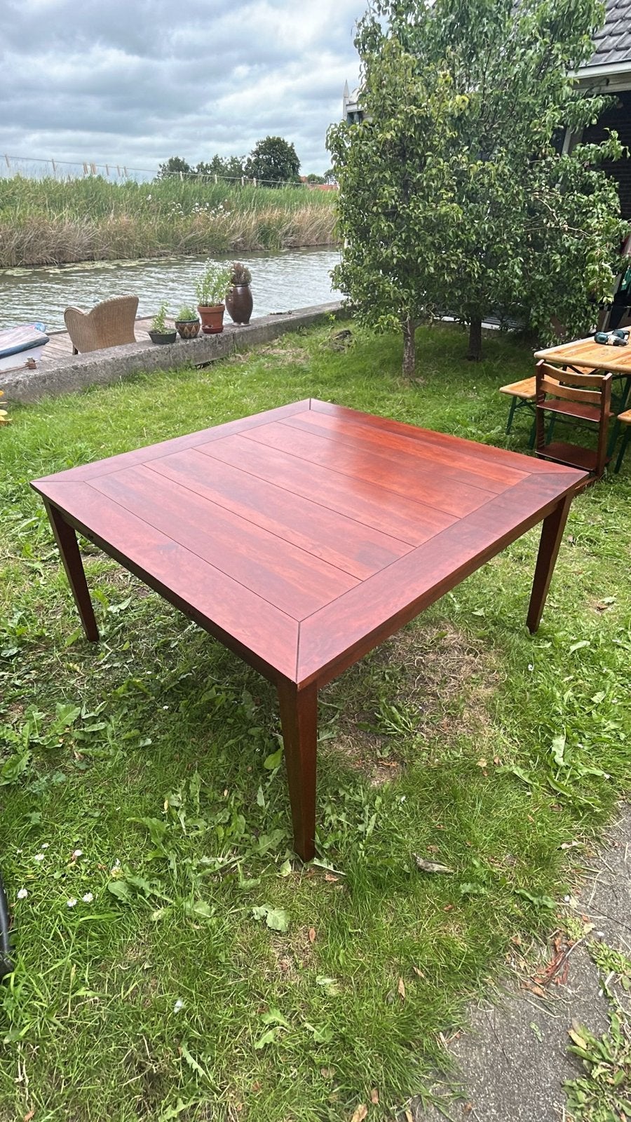 Massief houten eettafel 150 x 150 cm met lades, Huis en Inrichting, Tafels | Eettafels, Ophalen, Gebruikt, 150 tot 200 cm, Vierkant