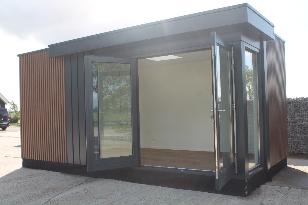 Foto 3 van Tuinkamer - kantoorunit 6x3 m1- Instapklaar