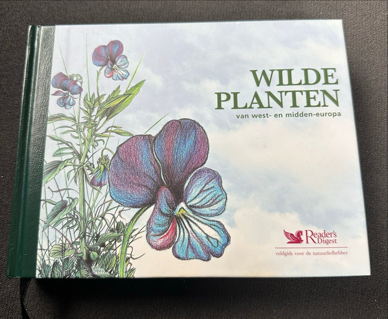 Wilde Planten van West- en Midden-Europa - Reader's Digest, Ophalen of Verzenden, Zo goed als nieuw, Bloemen, Planten en Bomen