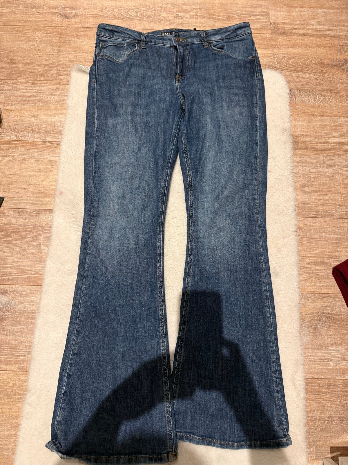 Flare spijkerbroek AMISU maat 44, Ophalen of Verzenden, Gedragen, Blauw, W33 - W36 (confectie 42/44)