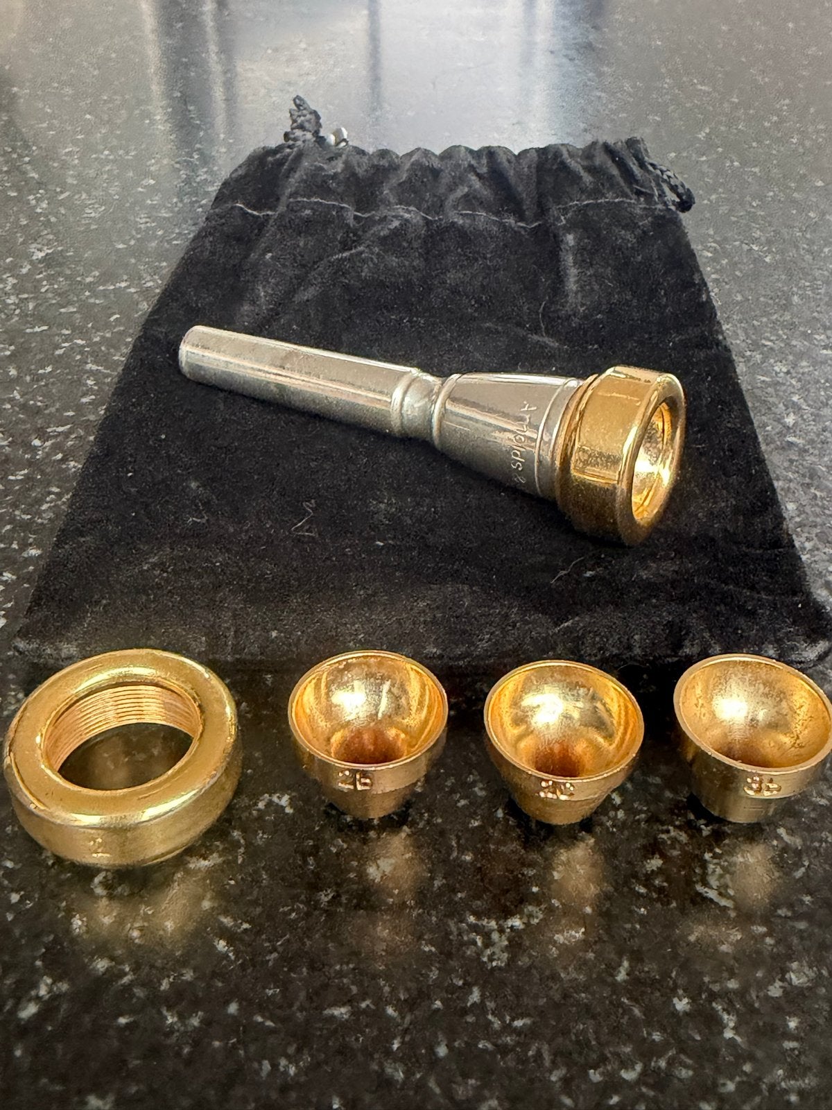 Arnolds & Sons modulair mondstuk trompet (4 cups, 2 rims), Ophalen of Verzenden, Zo goed als nieuw, Overige typen