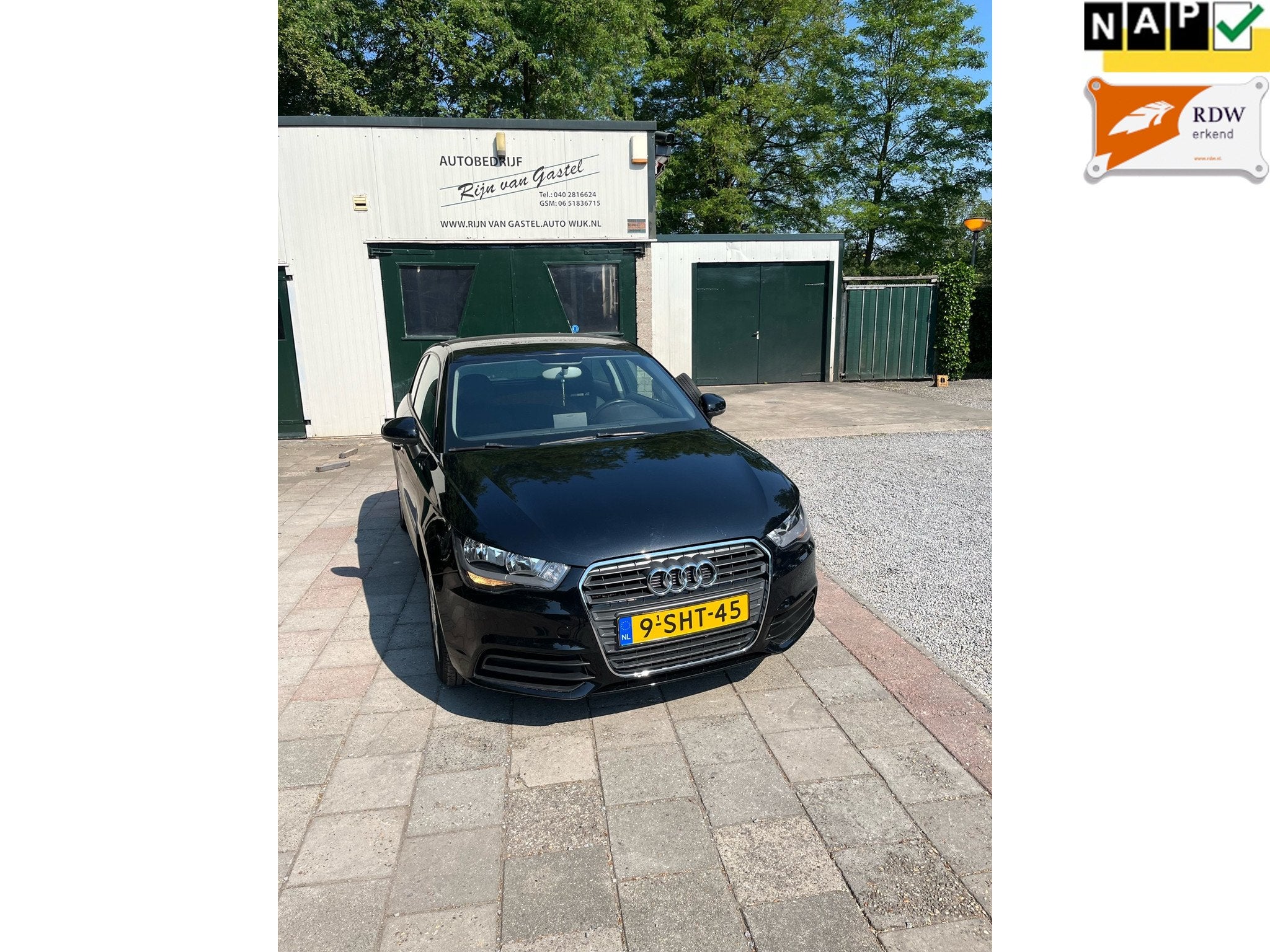 Audi A1 1.6 TDI Attr. PL. B. (bj 2013), Euro 5, Stof, 4 cilinders, 4 stoelen