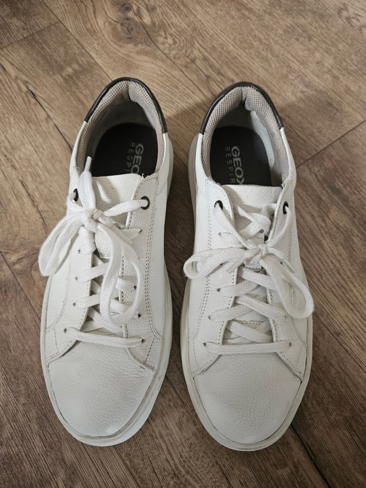 Geox Respira witte sneakers - zo goed als nieuw, Ophalen of Verzenden