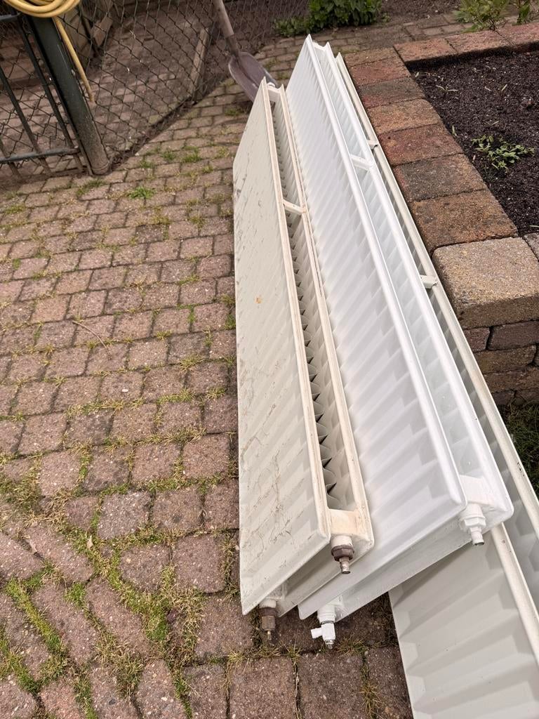4 diverse radiatoren, Ophalen, 30 tot 80 cm, Radiator, 150 cm of meer