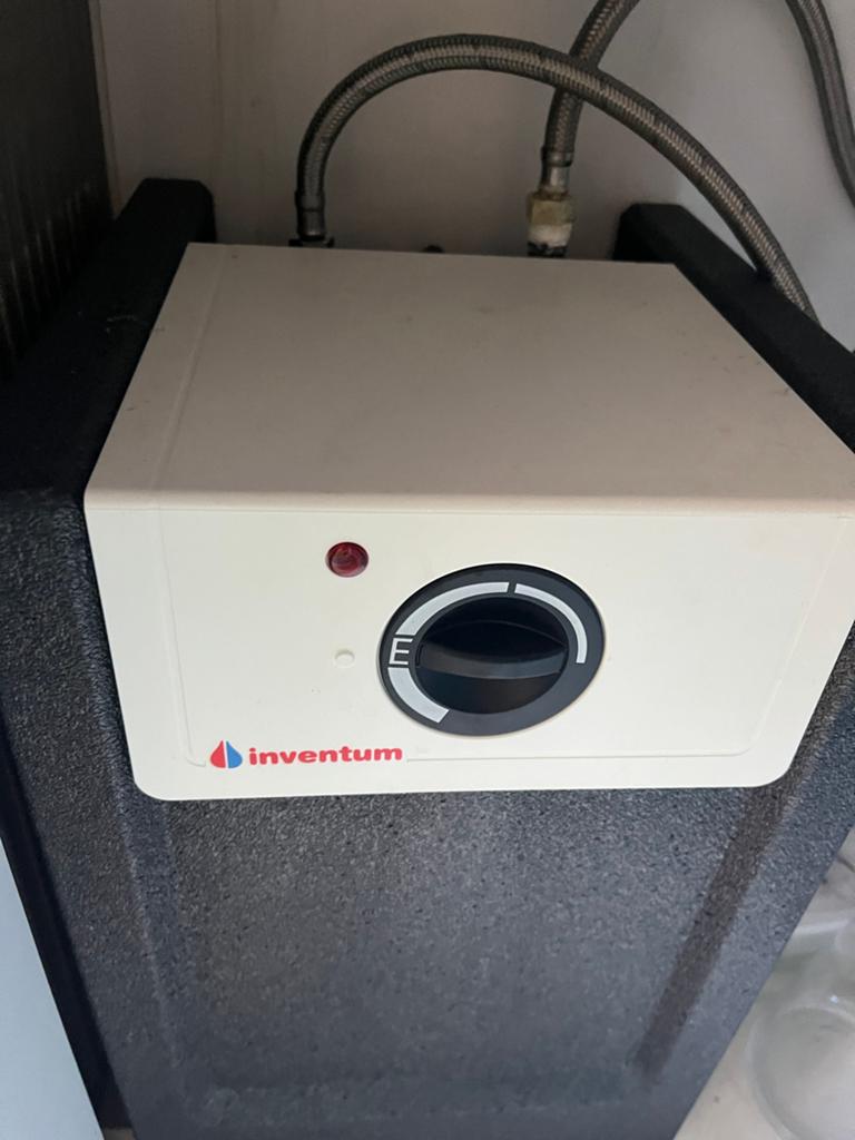 Inventum Q10 Boiler - 10 Liter, 2000W, Doe-het-zelf en Verbouw, Geisers en Boilers, Ophalen, Gebruikt, Boiler, Minder dan 20 liter