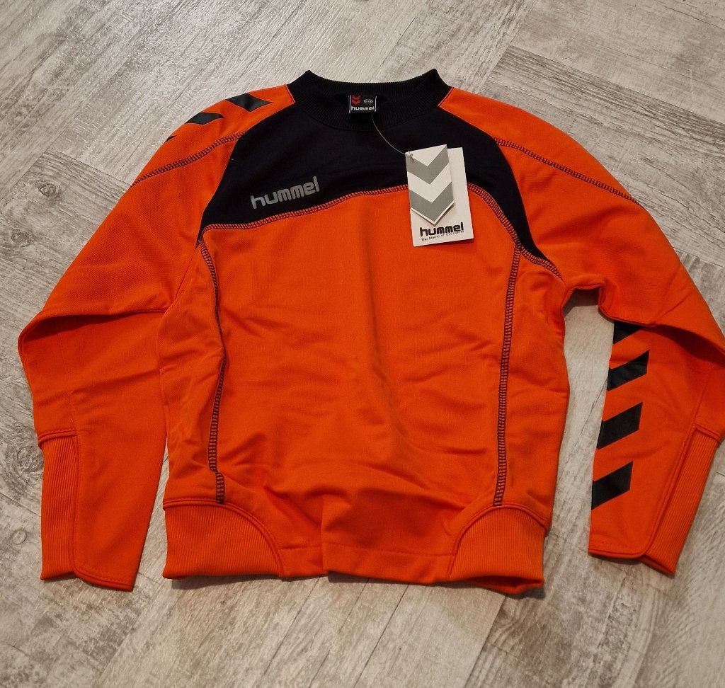 20 Oranje Sporttops - Hummel Kopenhagen (Nieuw), Nieuw, Ophalen of Verzenden, Voetbal, Hummel