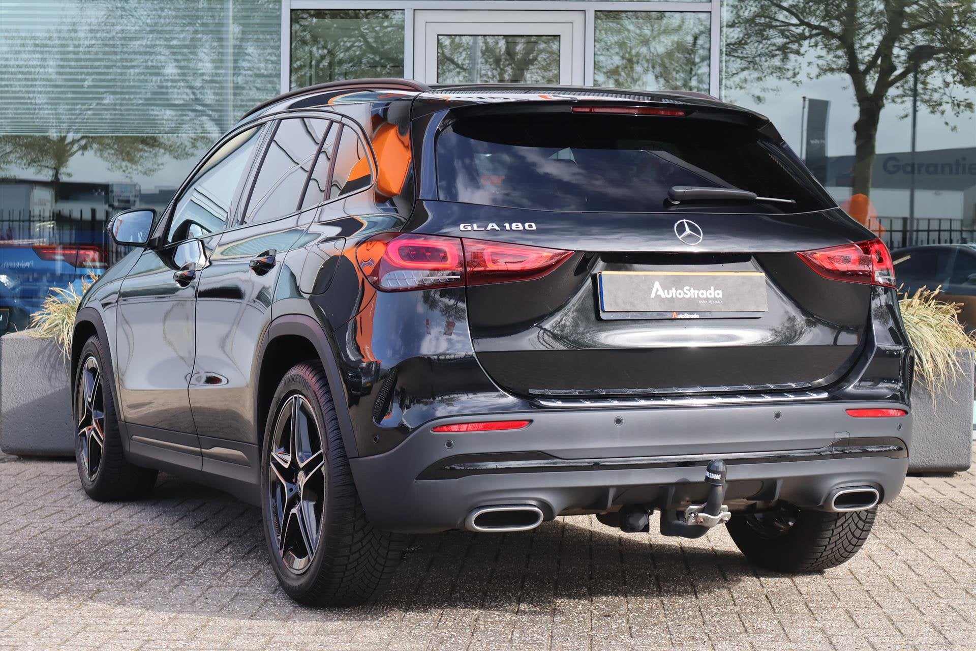 Mercedes GLA 180 AMG-Line | Cruise | Climate | Navigatie | V, Auto's, Mercedes-Benz, Gebruikt, 4 cilinders, Met garantie (alle)