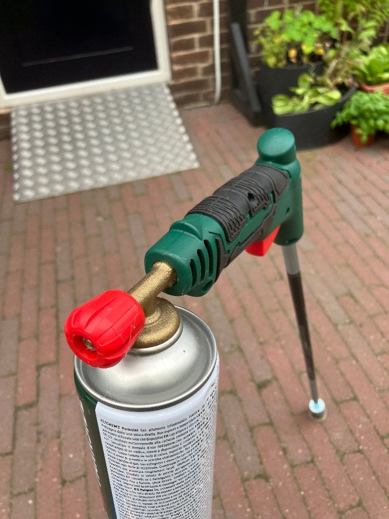 Onkruidbrander, Ophalen, Zo goed als nieuw