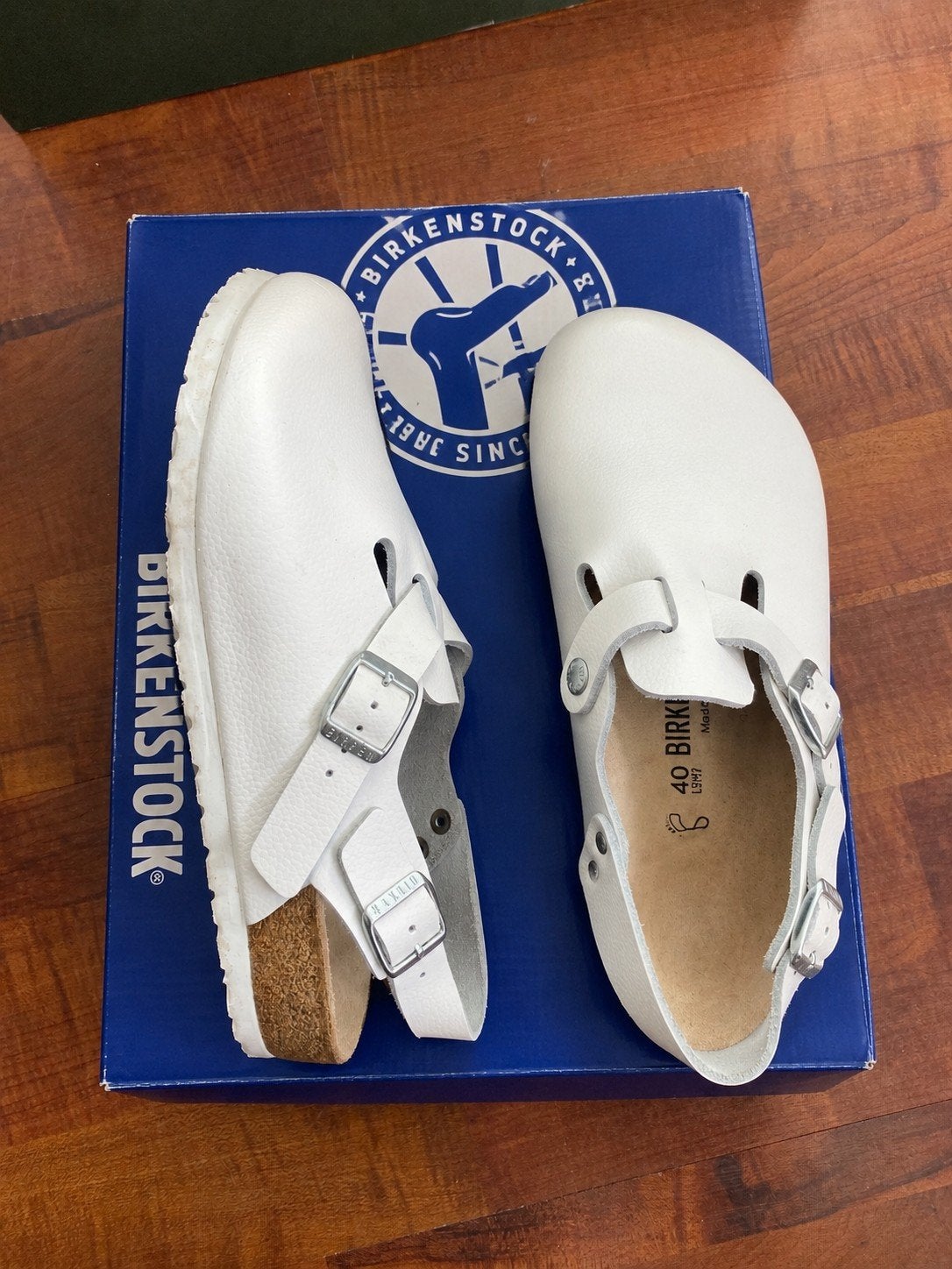 Birkenstock Clogs - Echt Leer - Maat 40 - Zo goed als nieuw, Wit, Zo goed als nieuw, Birkenstock, Sandalen of Muiltjes