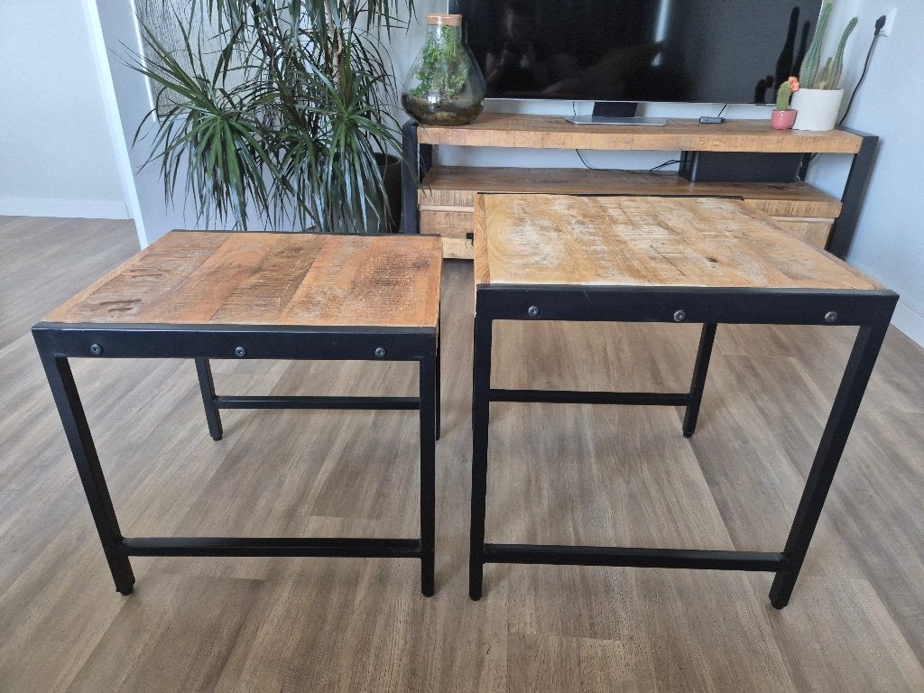 Mango houten bijzettafel, Minder dan 55 cm, Gebruikt, Vierkant, Industrieel