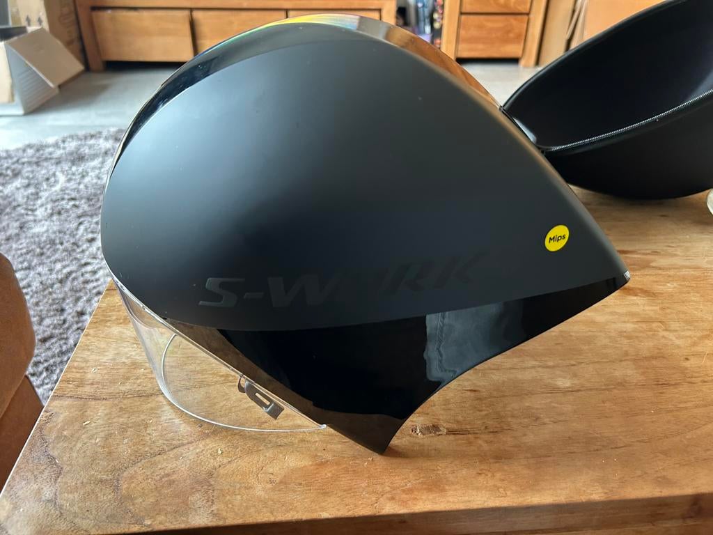 Te huur: tijdrit helm S-works TT5, Ophalen