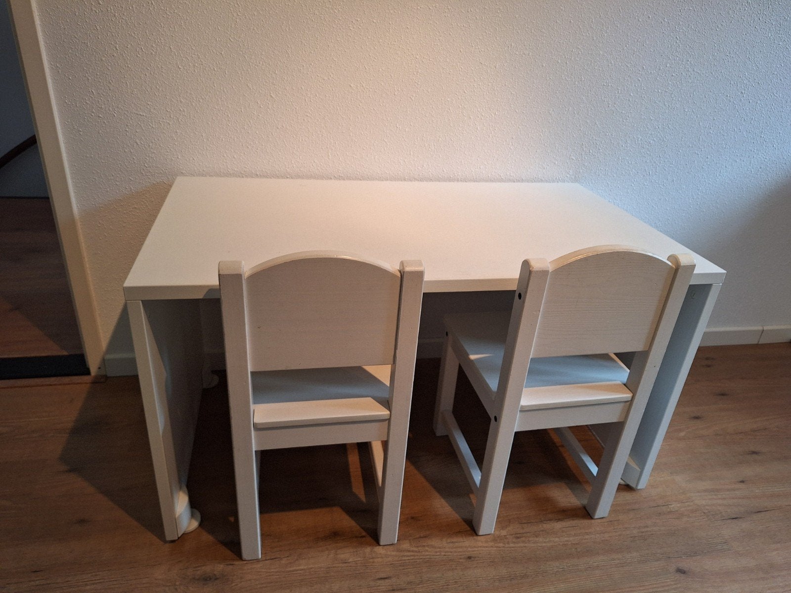 Bank/bureau, wit met 2 stoeltjes, Ophalen, Gebruikt, Tafel(s) en Stoel(en)
