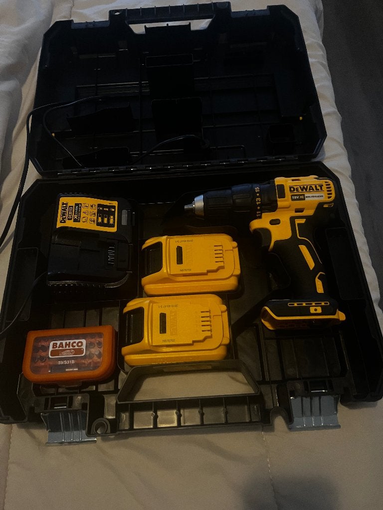DeWALT DCD777 18V XR Brushless Accu Boor-/Schroefmachine, Ophalen, Variabele snelheid, Minder dan 400 watt, Zo goed als nieuw